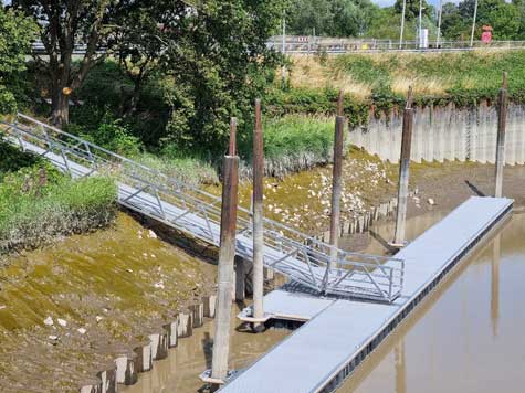 Schwimmsteg Papenburg