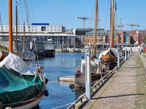 Tally T6 Versorgungssäule in Kiel Hörn